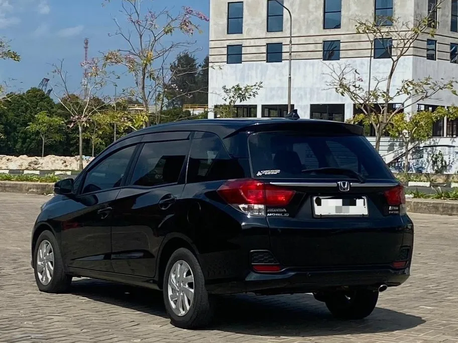 Mobilio E (Facelift)